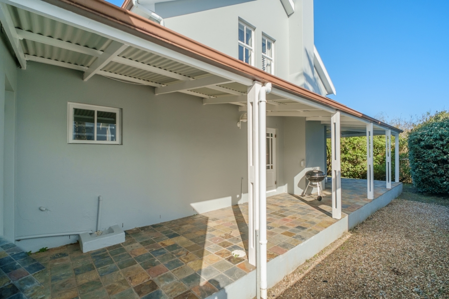4 Bedroom Property for Sale in Brookwood Western Cape